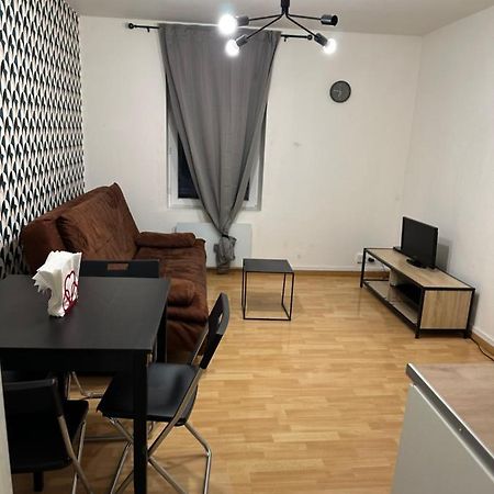 T2 A La Gare Rer C Savigny - Parking - Orly Airport 7Km Apartment Exterior photo