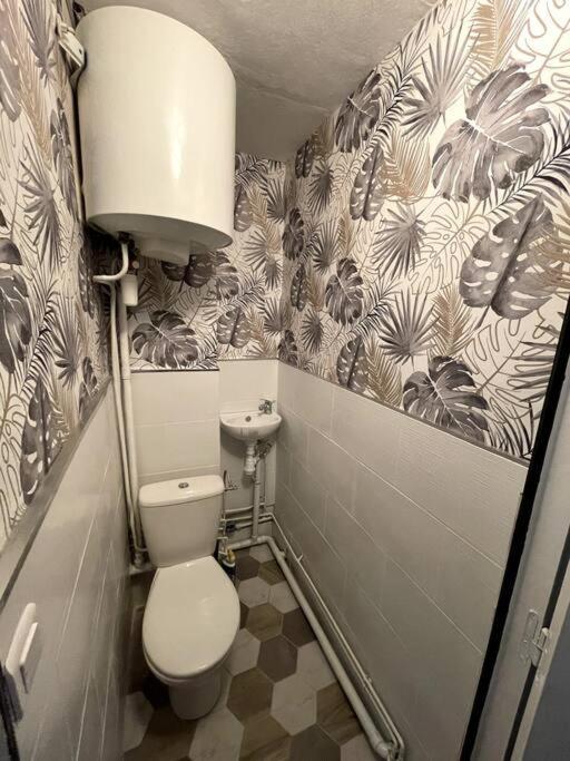 T2 A La Gare Rer C Savigny - Parking - Orly Airport 7Km Apartment Exterior photo